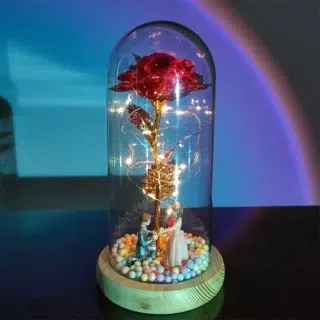 Rose Éternelle en Cristal Rouge et Doré